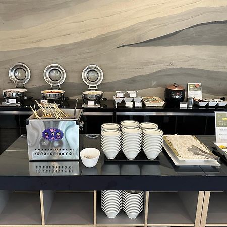 Gangneung City Hotel Экстерьер фото